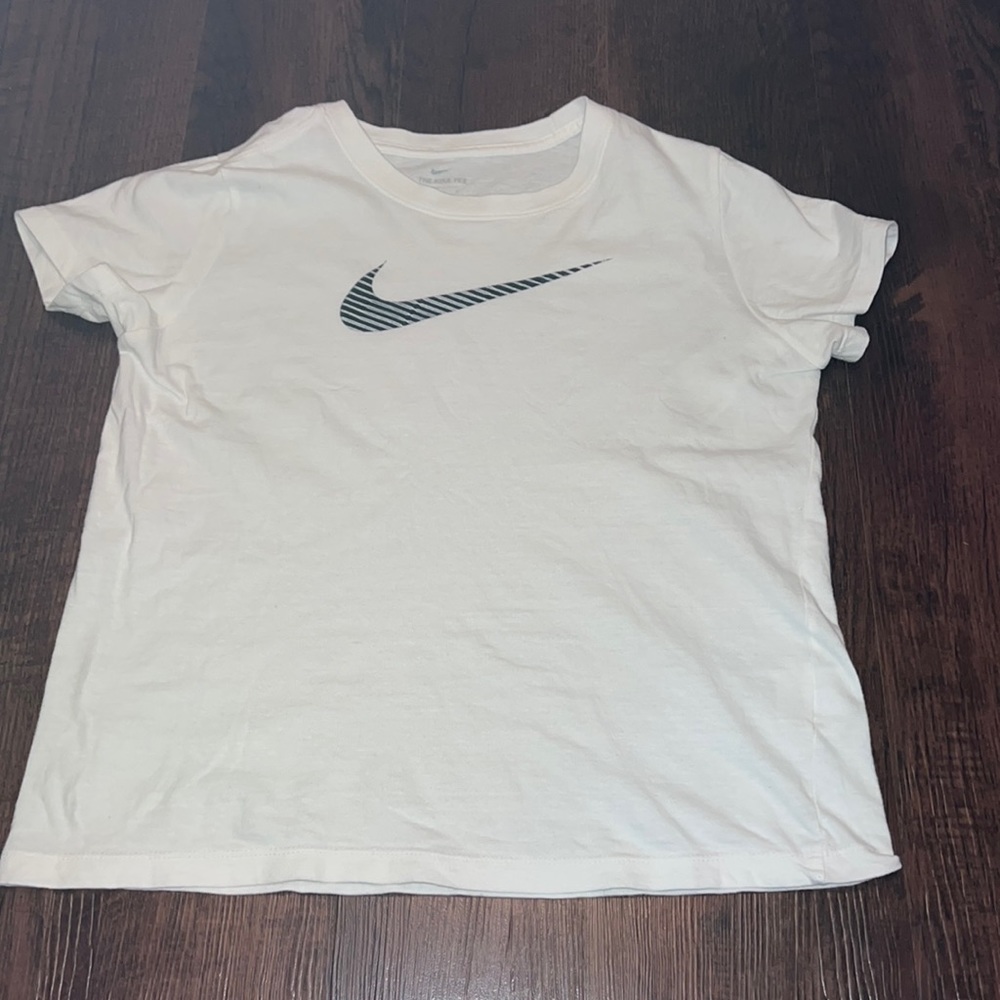 White Nike tee
